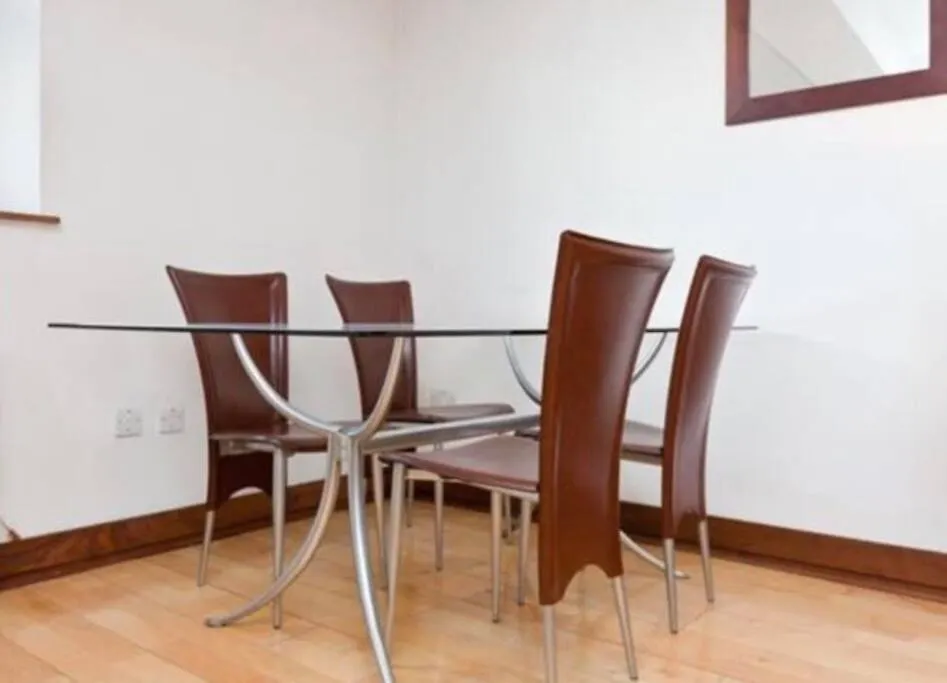 Modern Apt In Heart Of Dublin 0*,  Ireland